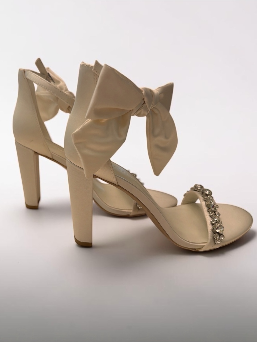 Oleg Cassini Ivory Satin Bow Ankle-Strap Block Heels - Picture 4 of 7